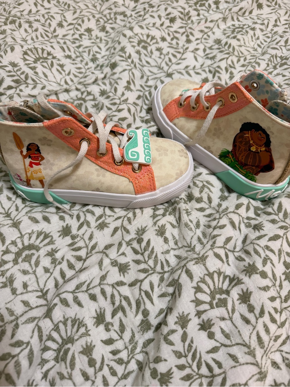 Moana high top shoes girls